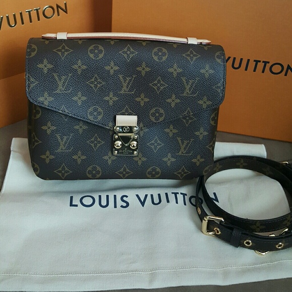 Brand new Authentic Louis vuitton pochette metis - Picture 2 of 6